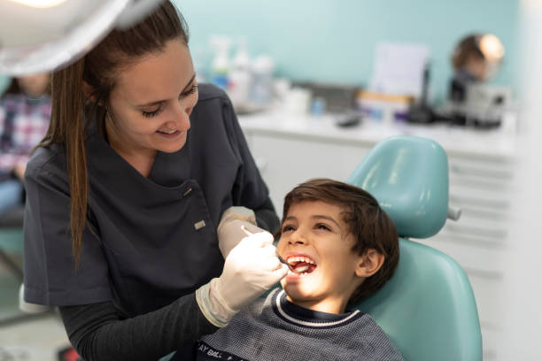 Best Emergency Dental Care for Broken or Chipped Teeth in Olivarez, TX