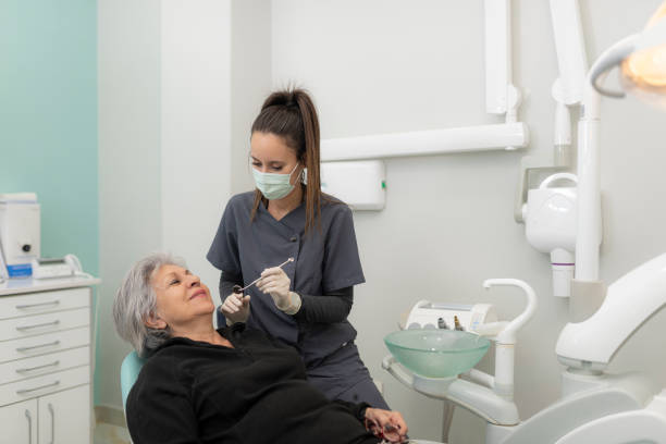 Best Emergency Treatment for Dental Infections or Abscesses in Olivarez, TX
